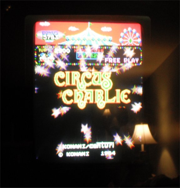 Circus Charlie - screen shot